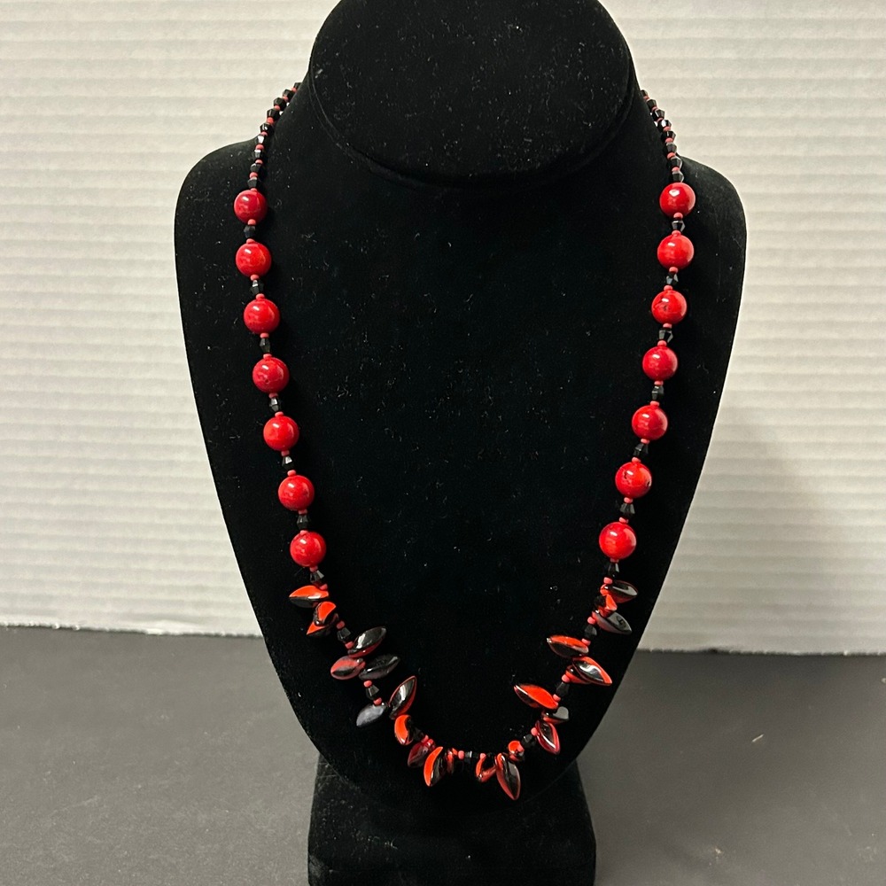 Handcrafted Bead Necklace Women Red Black Glass Rice Beads Toggle Clasp 19in